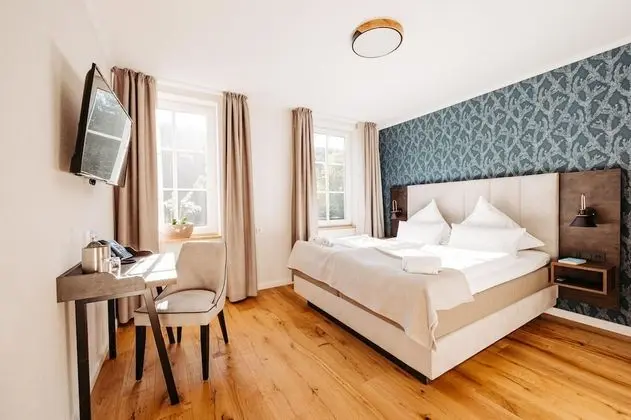 Comfort Tek Büyük Yataklı Oda