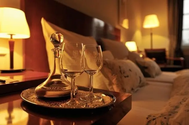 Deluxe Tek Büyük veya İki Ayrı Yataklı Oda