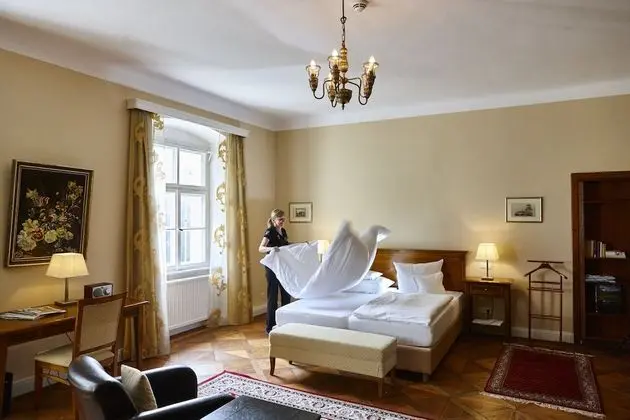 Deluxe Süit (2 matresses in bed frame)