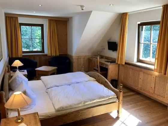 Comfort Tek Büyük Yataklı Oda