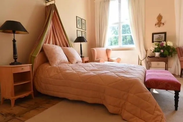 Deluxe Büyük Yataklı Tek Kişilik Oda