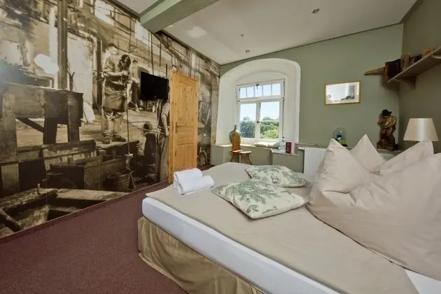 Tek Büyük Yataklı Oda