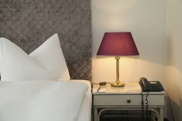 Comfort Tek Büyük Yataklı Oda