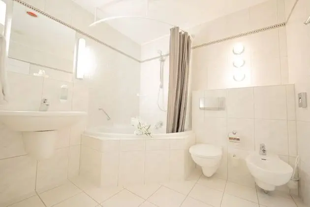 Comfort Tek Büyük Yataklı Oda (Plus)