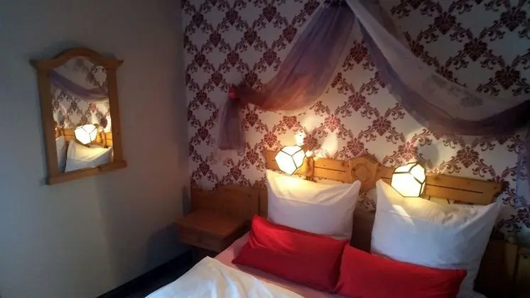 Romantic Tek Büyük Yataklı Oda, 1 Çift Kişilik Yatak, Sigara İçilmez, Özel Banyo