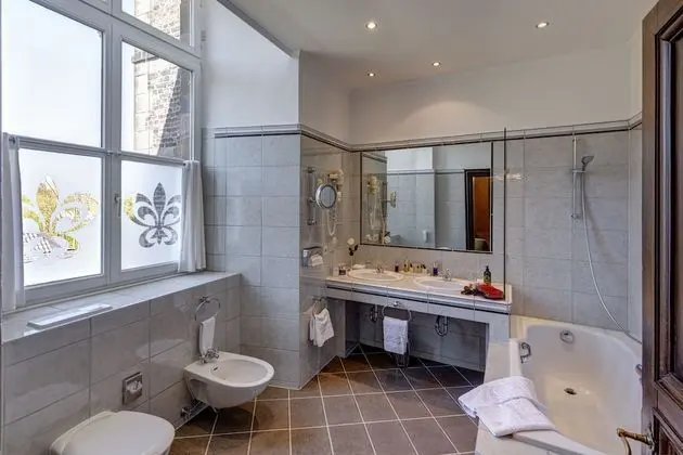 Superior Tek Büyük Yataklı Oda