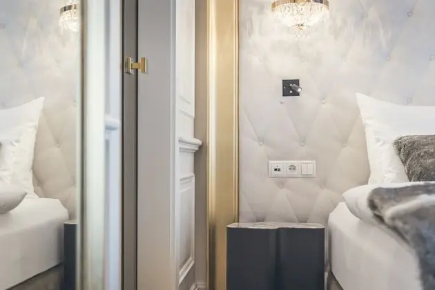 Superior Tek Büyük Yataklı Oda, Avlu Manzaralı