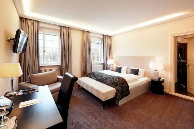 Deluxe Tek Büyük Yataklı Oda