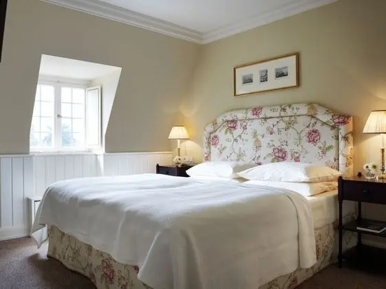 Junior Süit, Sigara İçilmez (Castle)