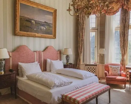 Oda, Sigara İçilmez, Park Manzaralı (Castle)