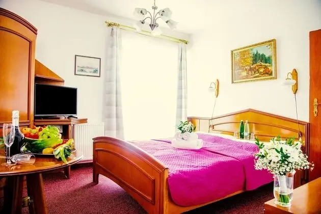 Standard Tek Büyük Yataklı Oda, Balkon, Bahçe Manzaralı