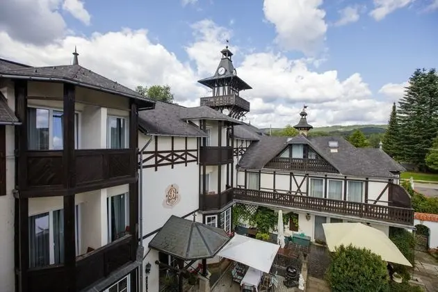 Standard Tek Büyük Yataklı Oda, Balkon, Bahçe Manzaralı