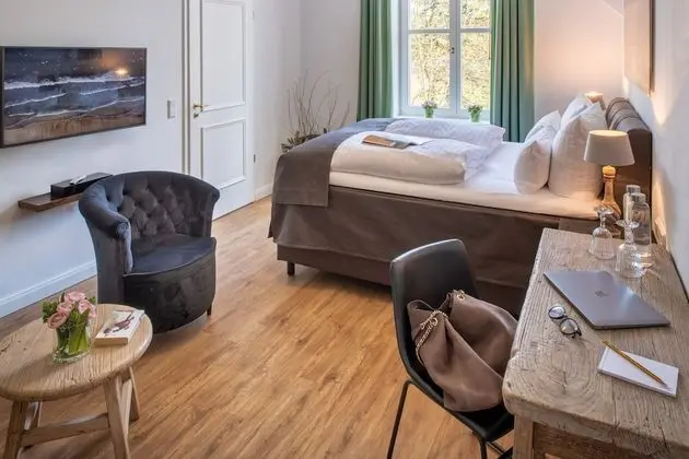 Classic Tek Büyük Yataklı Oda