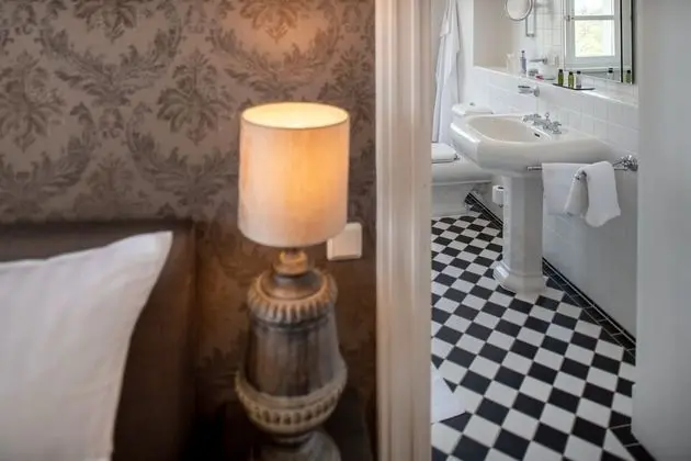 Junior Stüdyo Süit