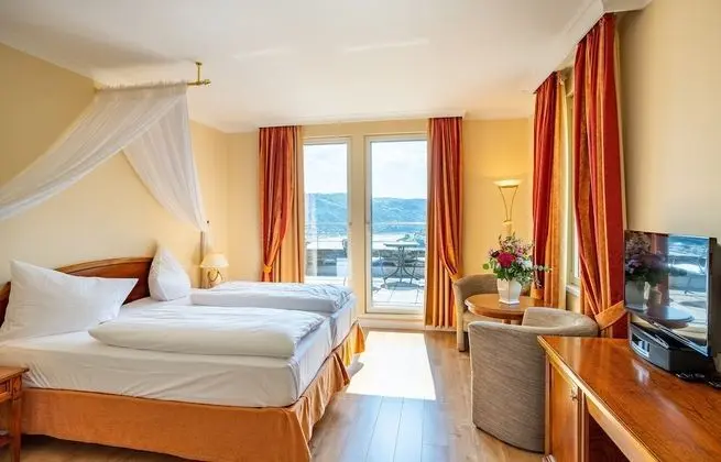 Deluxe Tek Büyük Yataklı Oda