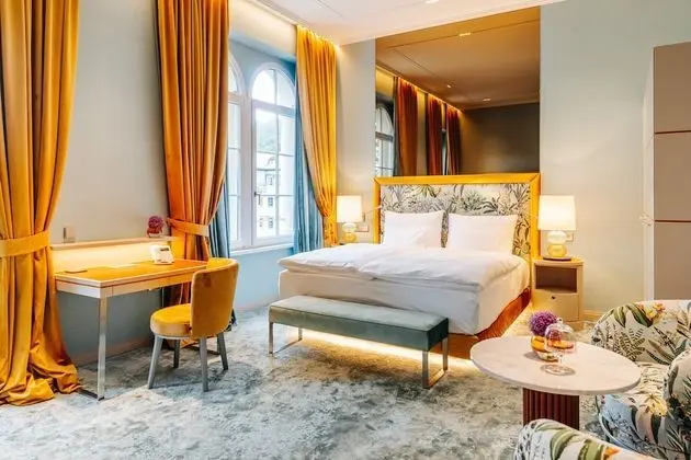 Tek Büyük Yataklı Oda