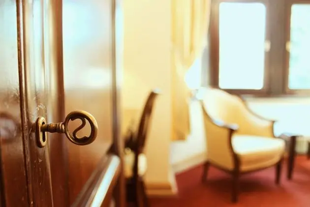 Tek Büyük Yataklı Oda