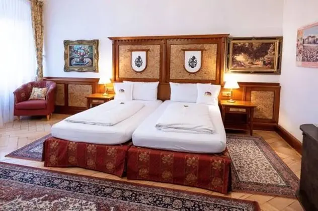 Süit (partially with sea view)