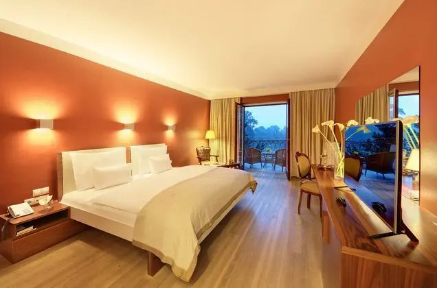 Çift ​​kişilik Superior