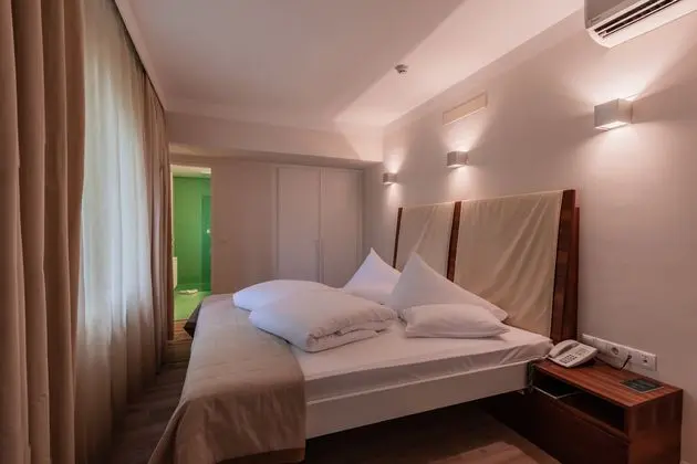 Junior Suit Standard