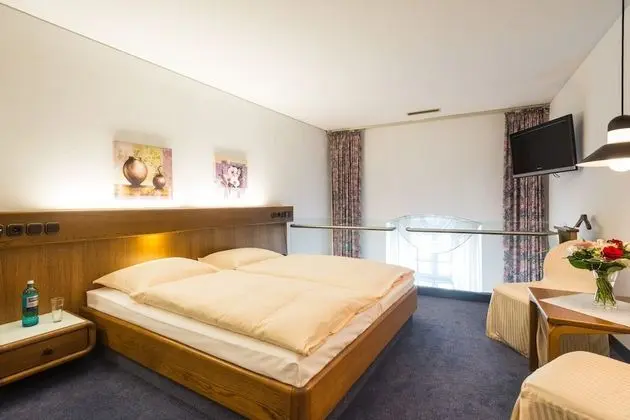 Comfort Tek Büyük Yataklı Oda