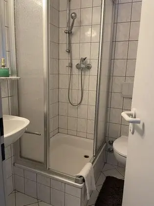 Basic Tek Büyük veya İki Ayrı Yataklı Oda, Banyolu/Duşlu, Dağ Manzaralı (Forsthaus 6)