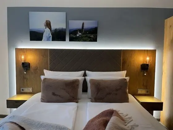Tek Büyük Yataklı Oda, Balkon
