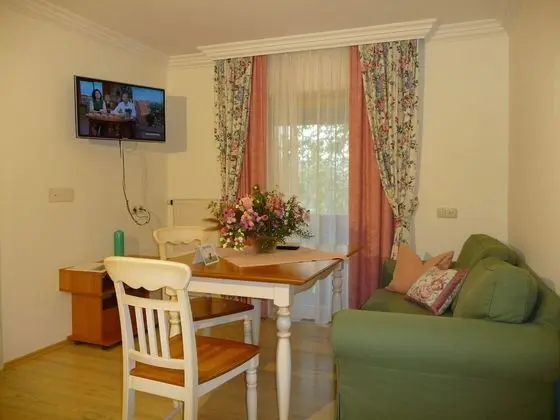 Standard Apart Daire, Engellilere Uygun, Özel Banyo (mit Balkon)