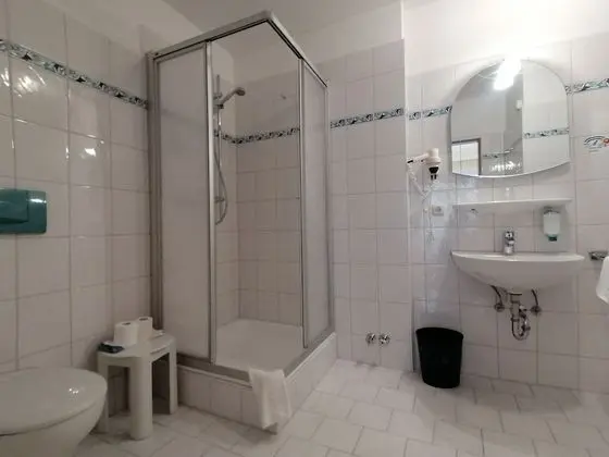 Standard Tek Büyük Yataklı Oda, Engellilere Uygun, Özel Banyo