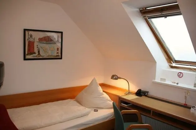 Tek Kişilik Oda, 1 Tek Kişilik Yatak