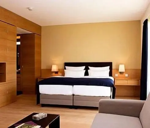 Classic Tek Büyük Yataklı Oda