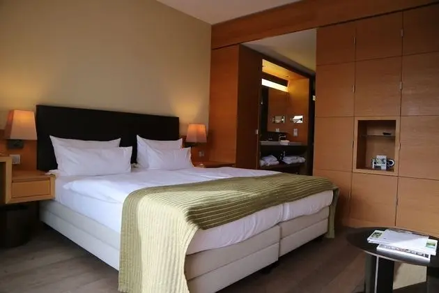 Classic Tek Büyük Yataklı Oda