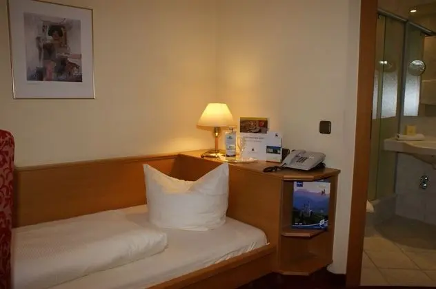 Classic Single Room with Shower