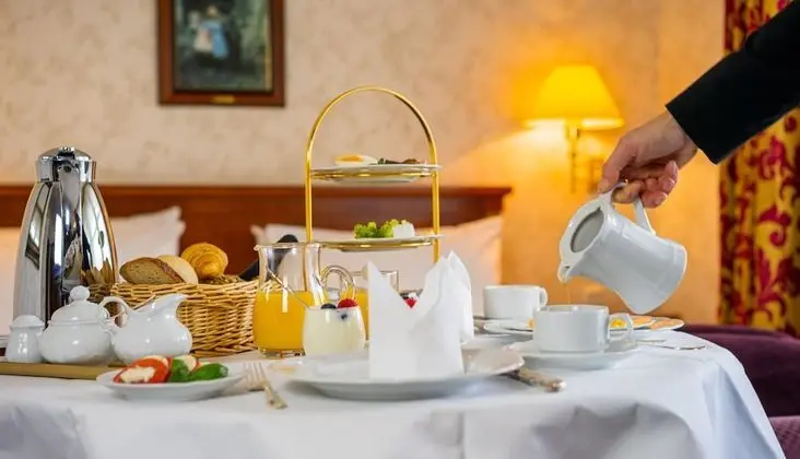 Tek Büyük Yataklı Oda, Balkon (Castle View)