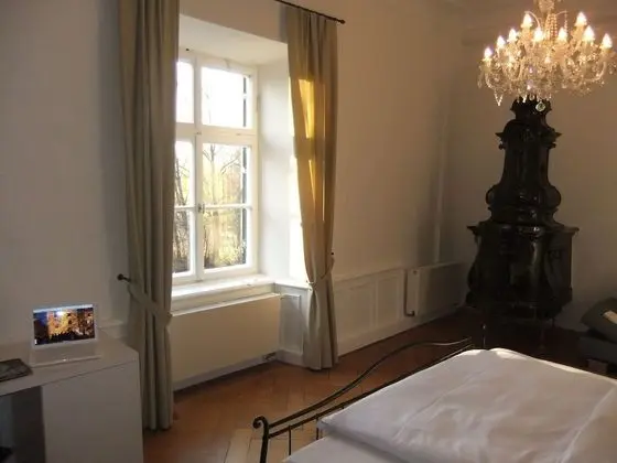 Tek Büyük Yataklı Oda (Schloss)