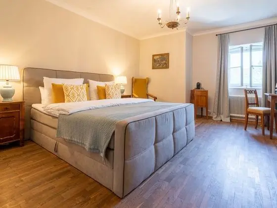 Standard Tek Büyük Yataklı Oda