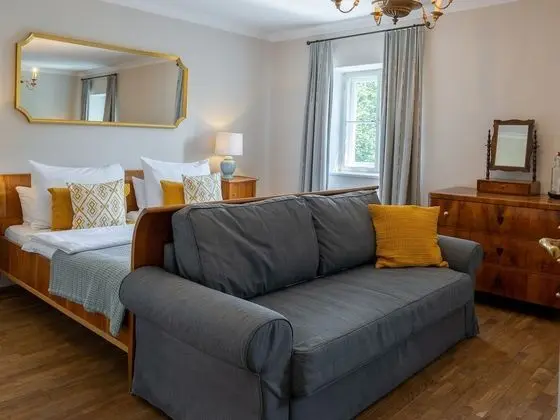 Standard Tek Büyük Yataklı Oda