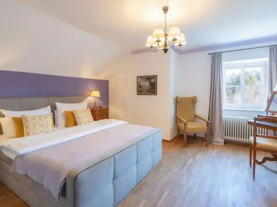 Standard Tek Büyük Yataklı Oda