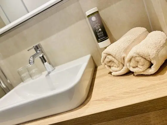 Basic Tek Büyük Yataklı Oda