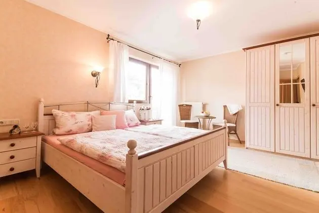 Basic Tek Büyük Yataklı Oda