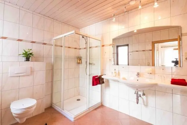 Basic Tek Büyük Yataklı Oda