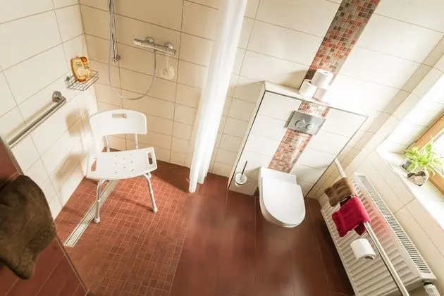 Basic Tek Büyük Yataklı Oda