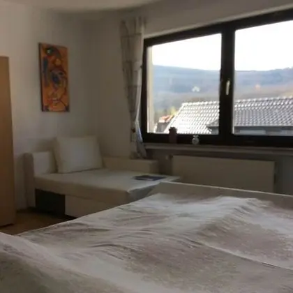 Basic Tek Büyük Yataklı Oda