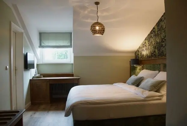 Basic Tek Büyük Yataklı Oda