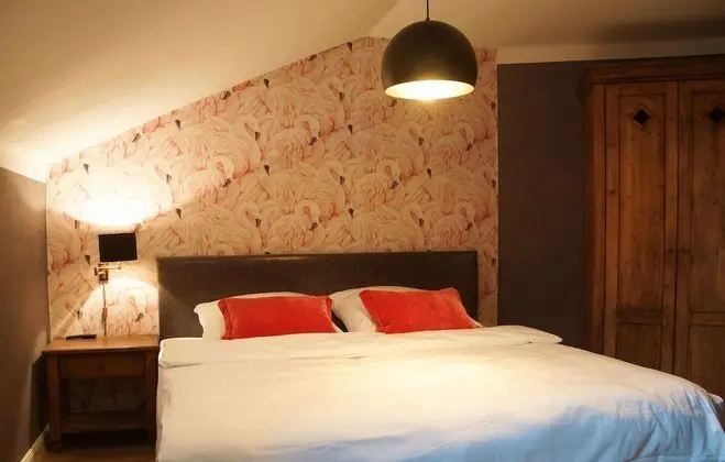 Basic Tek Büyük Yataklı Oda