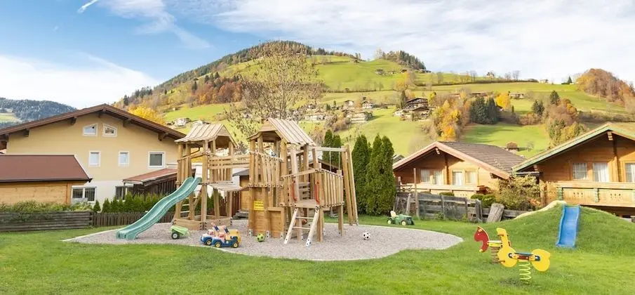 Basic Tek Kişilik Oda, 1 Tek Kişilik Yatak, Sigara İçilmez, Avlu Manzaralı