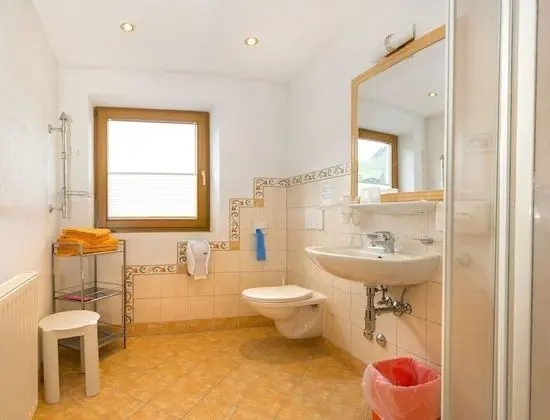 Deluxe Dört Kişilik Oda