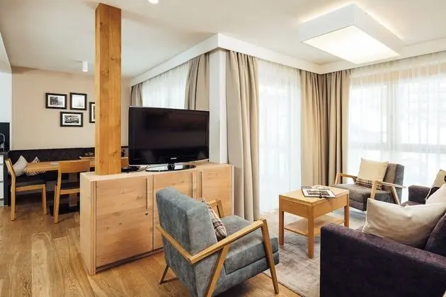 Exclusive Apart Daire (Schneerose)