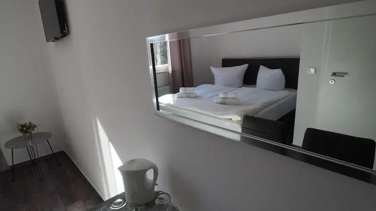 Tek Büyük Yataklı Oda, Bahçe Manzaralı