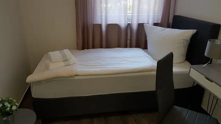 Tek Kişilik Oda, Bahçe Manzaralı